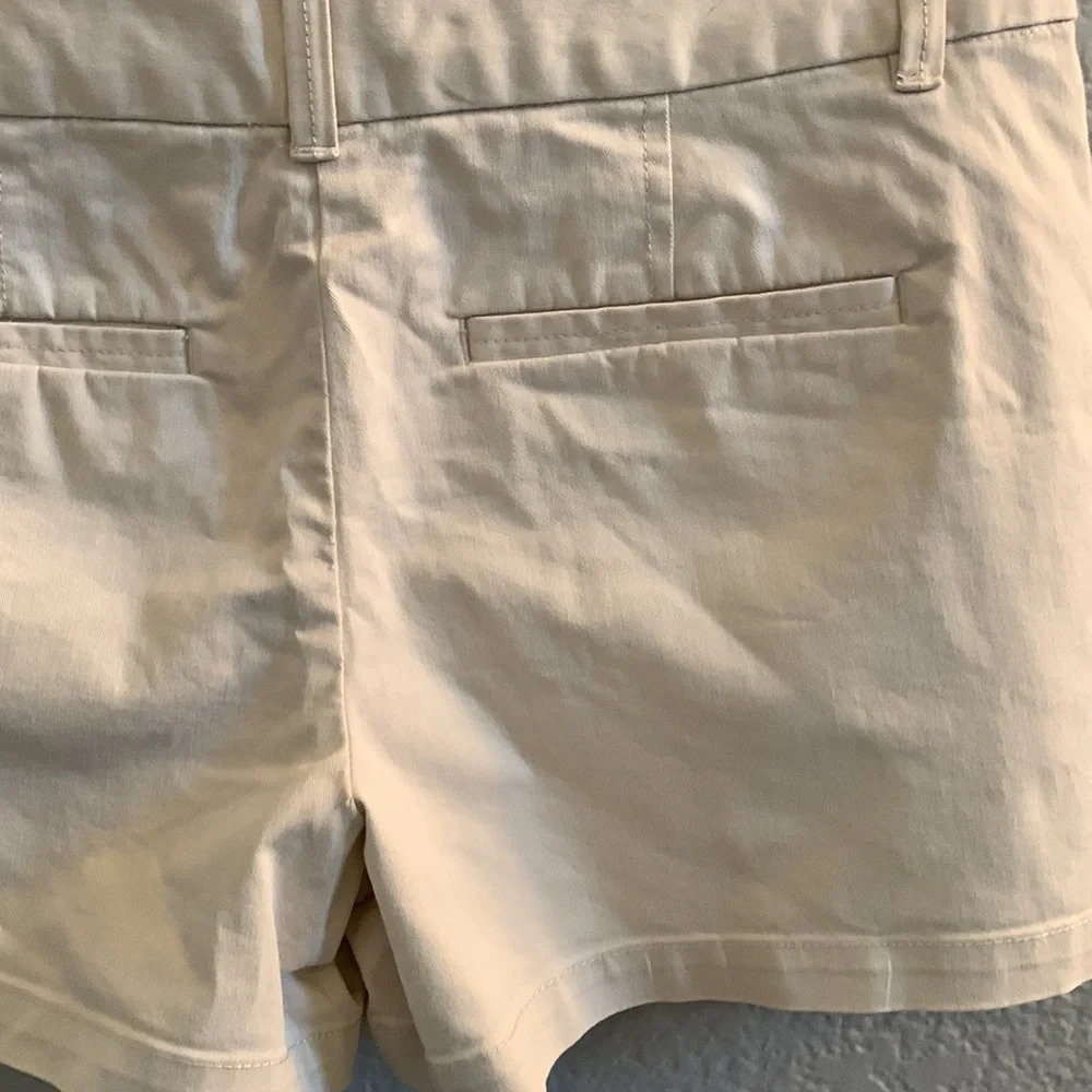Loft Beige Bermuda Shorts - Picture 5 of 7